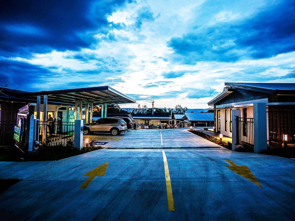 Trip Motel Gatton Екстер'єр фото